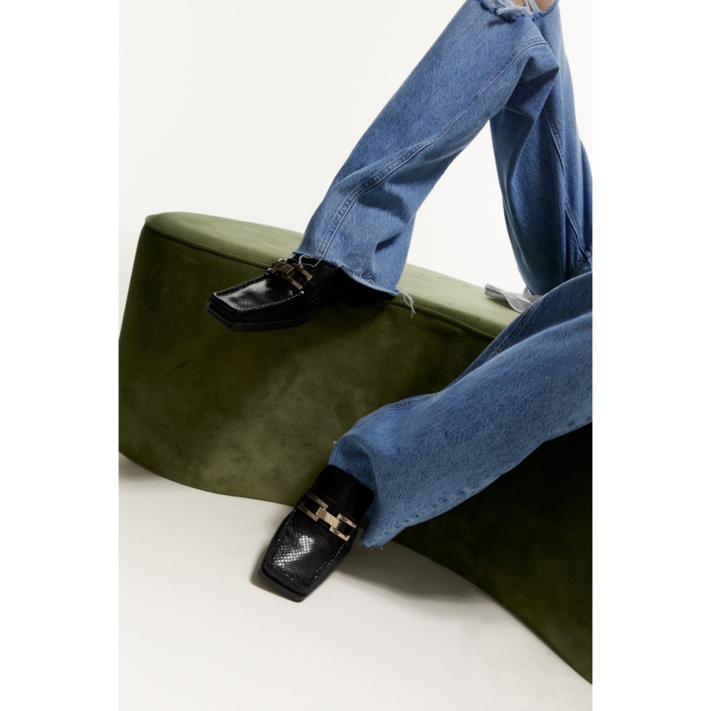 ZARA ANIMAL PRINT 100% COW LEATHER FLAT LOAFERS - Picture 5 of 9